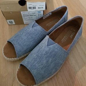 Blue Slub Chambray 7.5 Toms